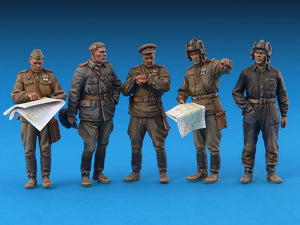 MINIART (1/35) Officiers soviétiques au briefing sur le terrain, édition spéciale