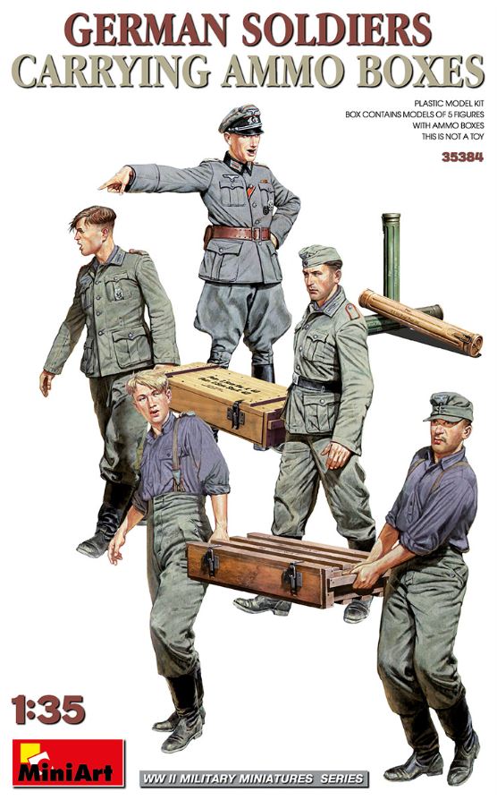 MINIART (1/35) German Soldiers Carrying Ammo Boxes