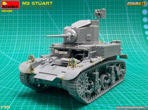 MINIART (1/35) M3 Stuart Initial Production