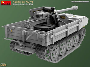 MINIART (1/35) Confezione da 7,5 cm 40/4. Selffahrlafette RSO
