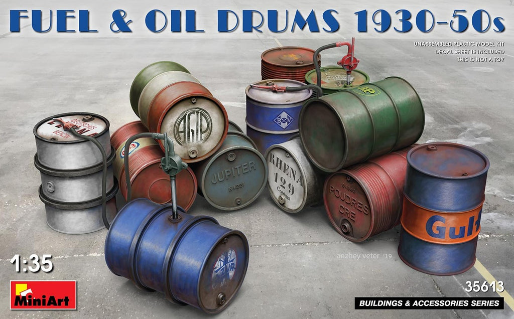 MINIART (1/35) Fuel & Oil Drums 1930-50s