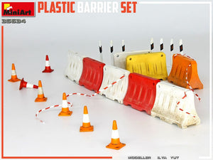 MINIART (1/35) Plastic Barrier Set
