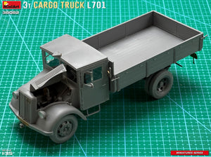 MINIART (1/35) 3t Cargo Truck L701