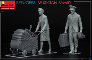 MINIART (1/35) Refugees - Musician Family