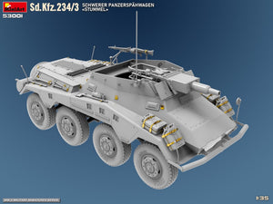 MINIART (1/35) Sd.Kfz.234/3 Schwerer Panzerspähwagen «Stummel»