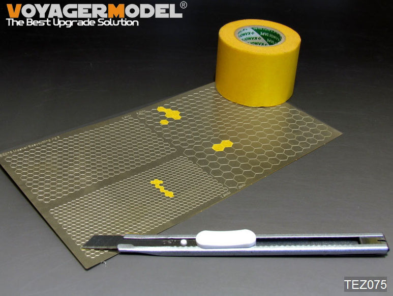 Uso de la herramienta para marcar hexágonos de distintas escalas en cinta de enmascarar de Voyager Model referencia TEZ075