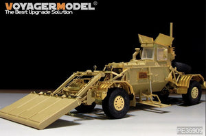 VOYAGER MODEL (1/35) Husky Mk. III Vehicle Mounted Mine Detector (VMMD) w/GPRS