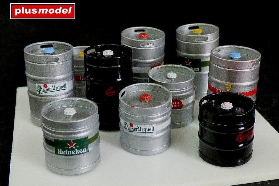 PLUS MODEL (1/35) KEG Beer Barrels