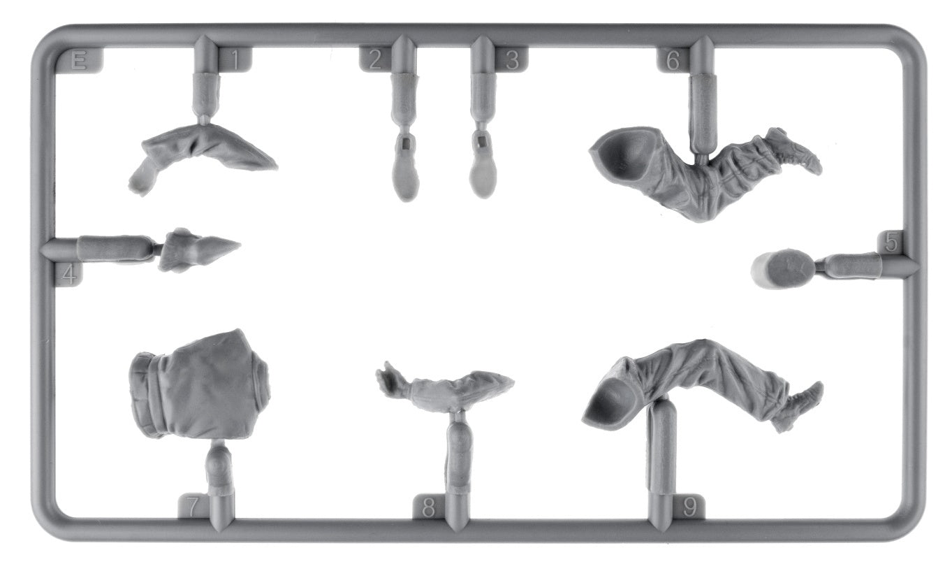 Grapa 3 de las figuras de tripulación panzer alemana en Francia en 1944 en escala 1:35 de Miniart referencia 53015