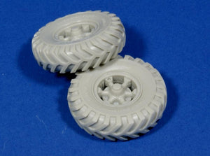 PANZER ART (1/35) Road wheels for Sd.Kfz.9 “FAMO” (British cross country tyres)