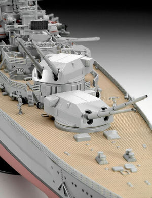 REVELL (1/350) Bismarck