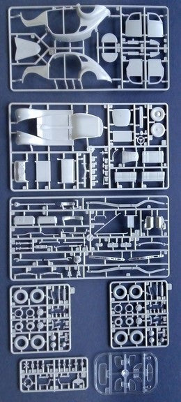 RODEN (1/35) Personenkraftwagen Ford V8-G81A Special (1938)