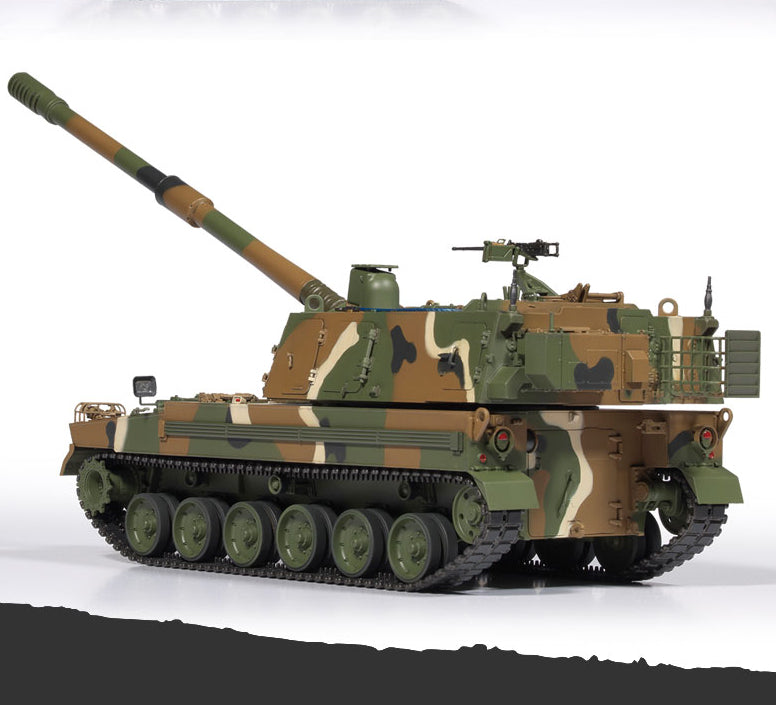 Foto lateral de la maqueta del cañón autopropulsado coreano K9 Thunder en escala 1:35 de Academy referencia 13561