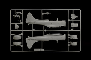 Grapa A de la maqueta del avión SBD-3 Dauntless en escala 1:48 de Italeri referencia 2841