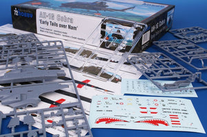 SPECIAL HOBBY (1/72) AH-1G Cobra Early Tails Over Nam