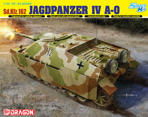 Portada de la caja de la maqueta del cazacarros Jagdpanzer IV A0 en escala 1:35 de Dragon referencia 6843