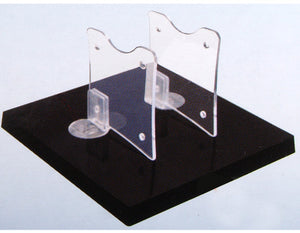 Foto del soporte para exhibir maquetas terminadas de Trumpeter referencia 09915