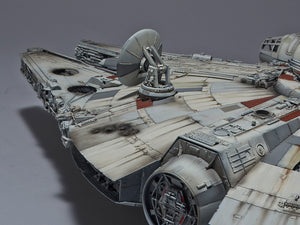 Detalle superior de la maqueta del Millennium Falcon de Star Wars en escala 1:72 de Revell referencia 01206
