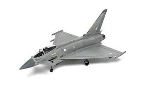 Vista frontal del caza inglés Eurofighter Typhoon FGR.4 en escala 1:72 del fabricante Airfix referencia 55016