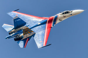 Portada de la caja de la maqueta del caza ruso Su-27 Flanker B en escala 1:48 de Hobby Boss referencia 81776