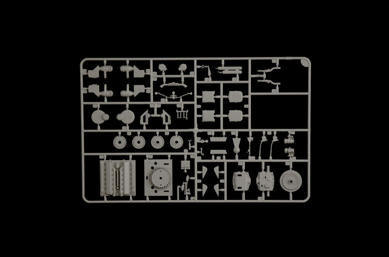 Grapa 5de la maqueta del carro soviético T-34/85 de la planta 112 en escala 1:35 de Italeri referencia 6758
