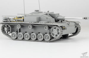 TAKOM (1/35) StuG III Ausf. F Late Production w/7.5cm L/48