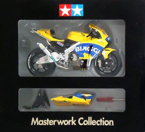 TAMIYA (1/12) Honda Pons RC211V '03 Biaggi - Masterwork Collection