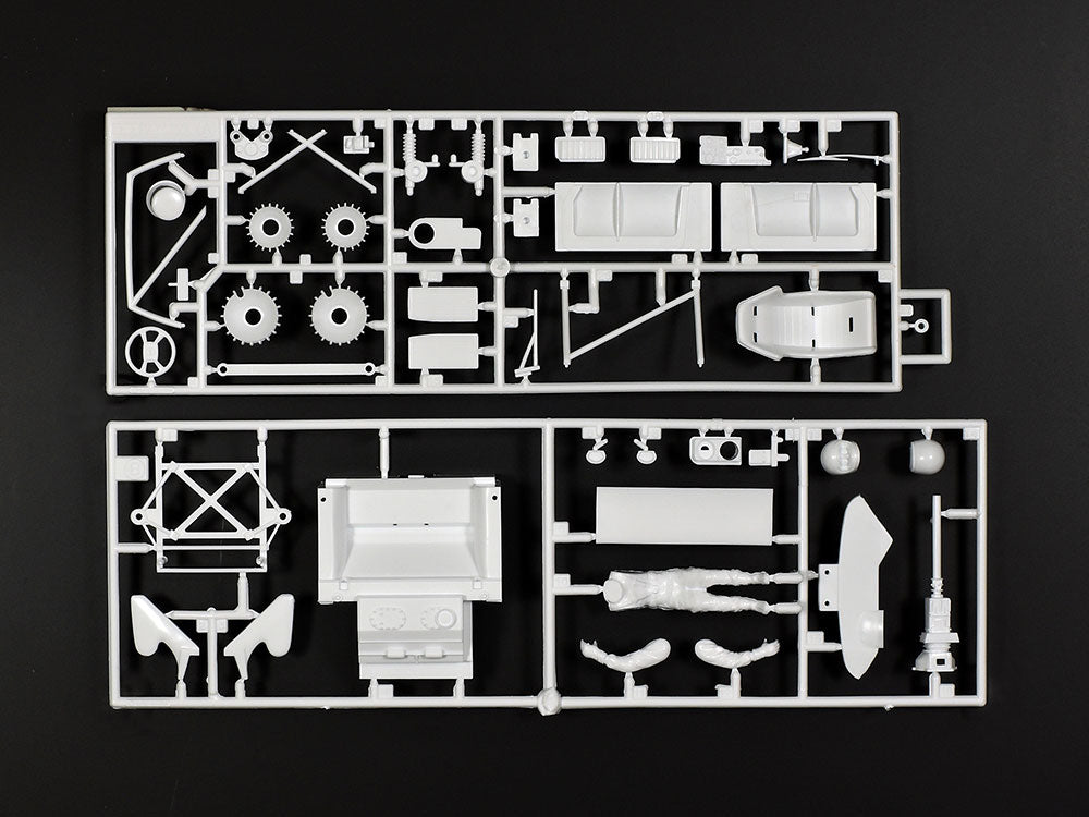 Piezas 2 de la maqueta del Ford Mustang Zackspeed de 1978 en escala 1:24 de Tamiya referencia 24376