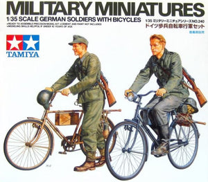 TAMIYA (1/35) German Soldiers with Bicycles