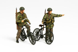 TAMIYA (1/35) British Paratroopers & Bicycle set
