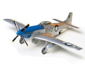 TAMIYA (1/48) North American P-51D Mustang™ 8th Air Force