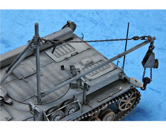Detalle grúa de la maqueta del Bergepanzer IV en escala 1:35 de Trumpeter referencia 0083