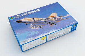 TRUMPETER (1/48) J-8F finback