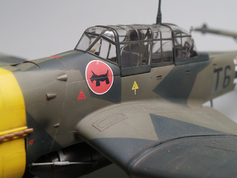 Detalle cabina de la maqueta del bombardero alemán Ju-87 B-2 Stuka en escala 1:32 de Trumpeter referencia 03214