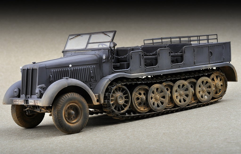 TRUMPETER (1/72) German Sd.Kfz. 8 schwerer Zugkraftwagen 12t