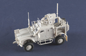 TRUMPETER (1/72) US M1240 M-ATV MRAP