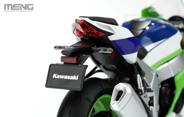 Detalle del colín de la maqueta de la moto Kawasaki ZX-10R Ninja en escala 1:9 prepintada de Meng referencia TS-007s