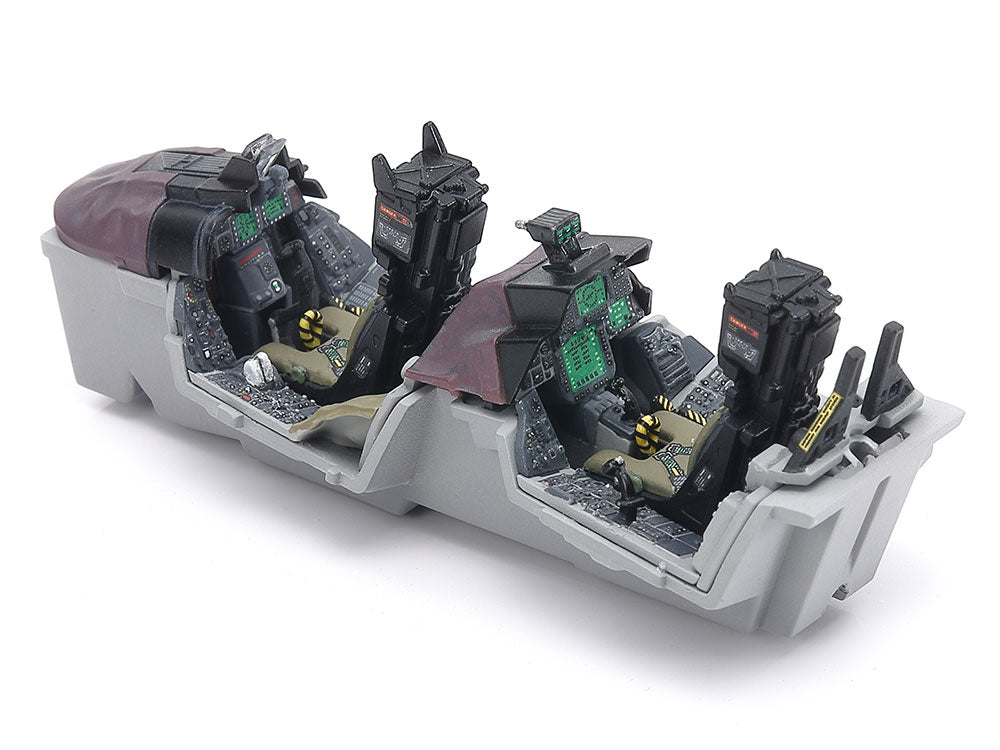 Detalle de la cabina de la maqueta del caza F-14 D Tomcat en escala 1:72 de Tamiya referencia 60795