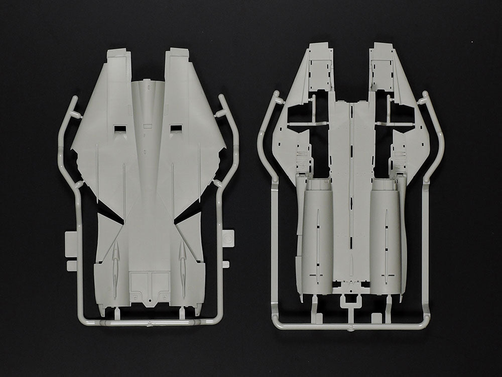 Grapa 2 de la maqueta del caza F-14 D Tomcat en escala 1:72 de Tamiya referencia 60795