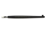 Pincel técnico plano con punta plana de tamaño pequeño y cerdas de resina sintética, ideal para pintar en una sola pasada. De Tamiya referencia 87214