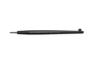 Pincel técnico plano con punta redondeada de tamaño extra pequeño y cerdas de resina sintética, ideal para pintar en zonas de difícil acceso. De Tamiya referencia 87223 