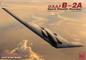 Caja de la maqueta del bombardero de la USAF B-2A en escala 1:72 de Modelcollect referencia 72201