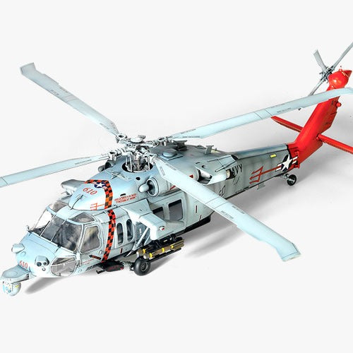 Foto frontalde la maqueta del helicóptero MH-60S en escala 1:35 de Academy referencia 12120
