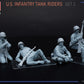 Vista derecha de las figuras de soldados de infantería norteamericano montados en tanque en escala 1:35 de Miniart referencia 53035