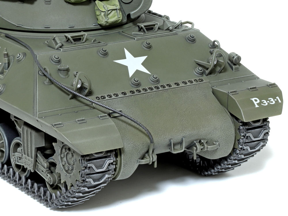 Vista frontal de la maqueta del cazacarros norteamericano M36 en escala 1:35 de Tamiya referencia 35390