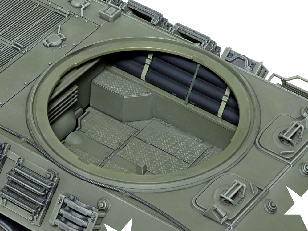 Detalle del interiora de la maqueta del cazacarros norteamericano M36 en escala 1:35 de Tamiya referencia 35390