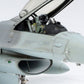 Detalle de cabina abierta y piloto de la maqueta del cazabombardero F-16C Block 25/32 Fighting Falcon ANG n escala 1:48 de Tamiya con referencia 61101