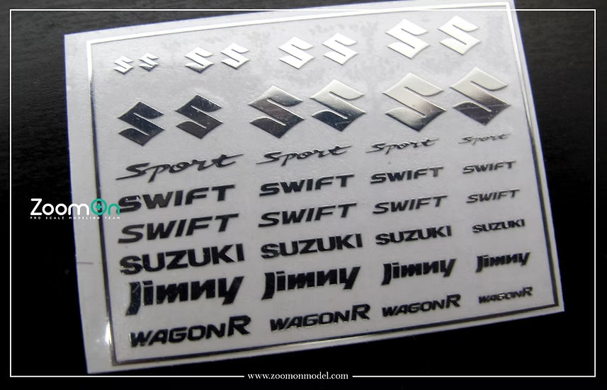 Contenido del set de calcas de distintos logotipos en distintos tamaños de Suzuki en escala 1:24 de ZoomOn