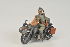 ZVEZDA (1/35) German Motorcycle with Sidecar and Crew R12