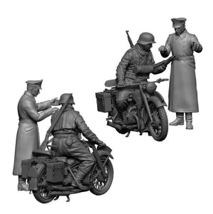 ZVEZDA (1/35) German R12 Heavy Motorcycle with Rider and Officer
